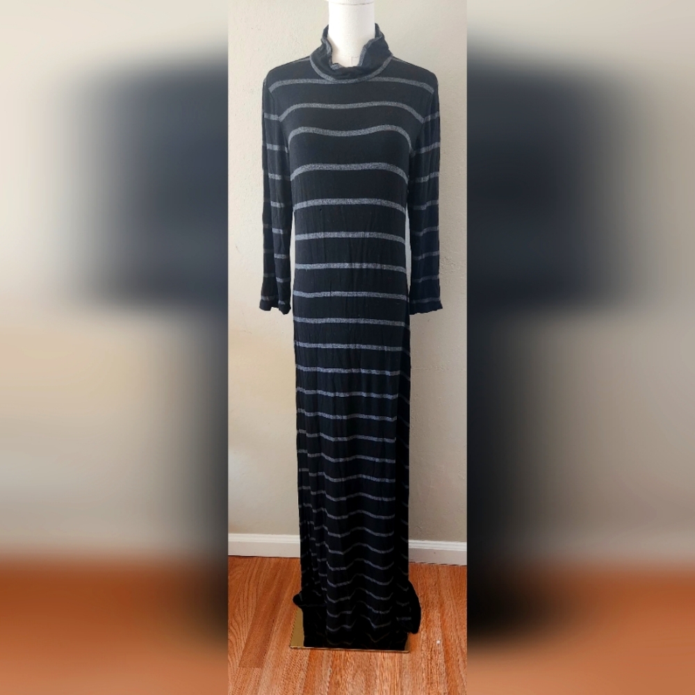 Max Studio Striped 3/4 Sleeve Jersey Maxi Dress